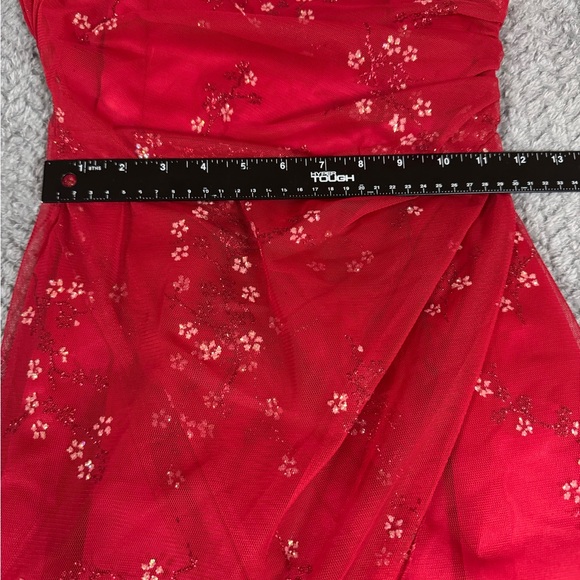 Children’s Concepts USA Girls Dress Stunning Red Delicate Floral Embroidered 14 - Picture 13 of 14